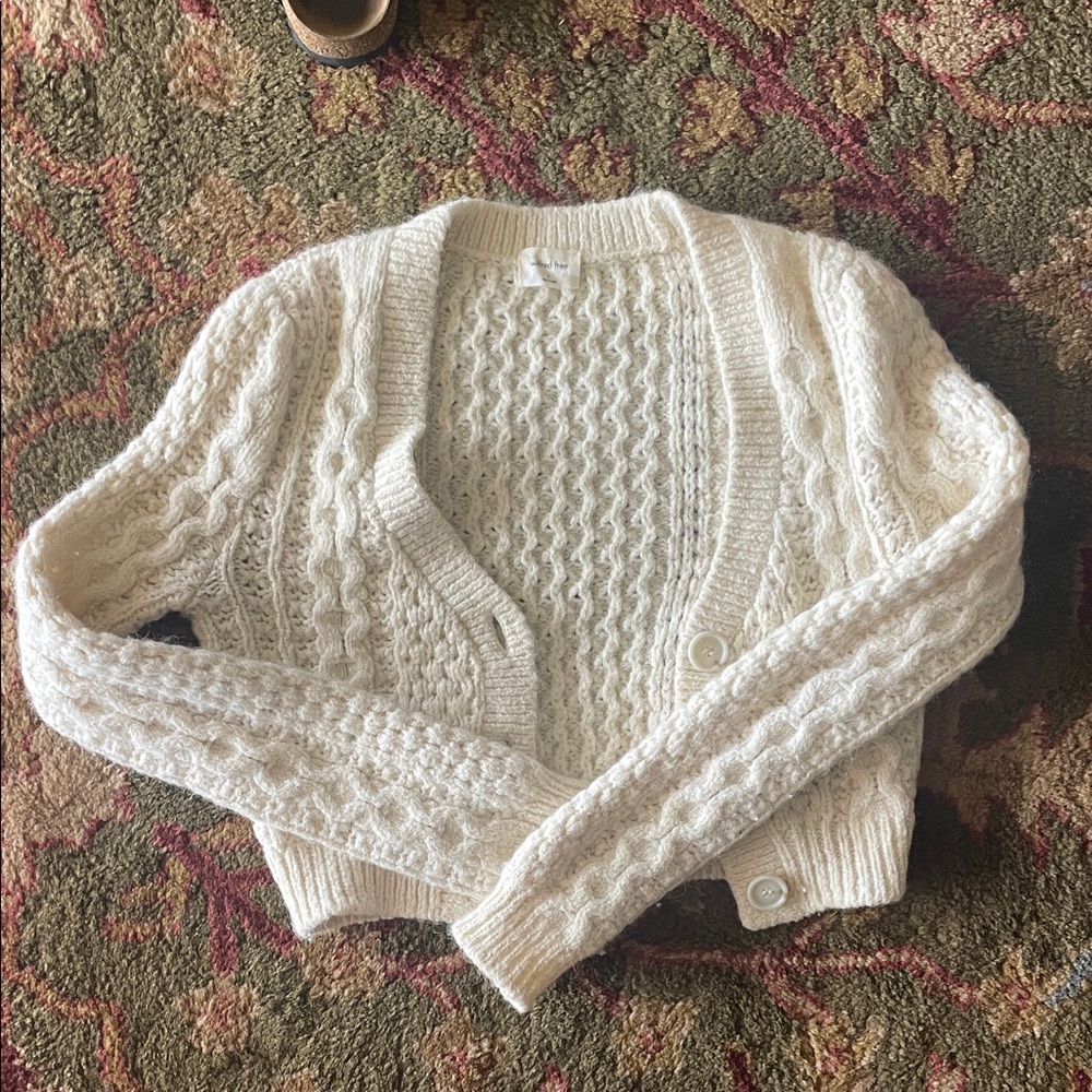 Cozy Cable Knit Cardigan Sweater - Cream